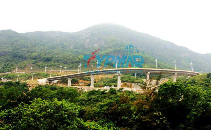深圳碧嶺三洲田路風(fēng)光互補(bǔ)路燈 磁懸浮風(fēng)力發(fā)電機(jī)