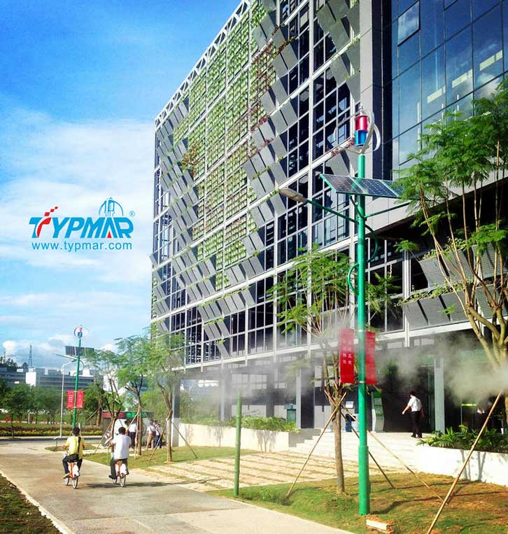 深圳市龍崗區(qū)低碳城風(fēng)光互補路燈工程
