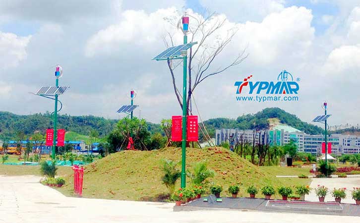 深圳市龍崗區(qū)低碳城風(fēng)光互補路燈系統(tǒng)