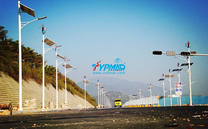深圳大鵬鵬飛路風光互補路燈系統(tǒng)案例