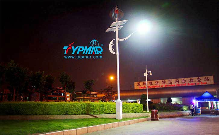 深圳同樂關(guān)風(fēng)光互補(bǔ)路燈工程案例